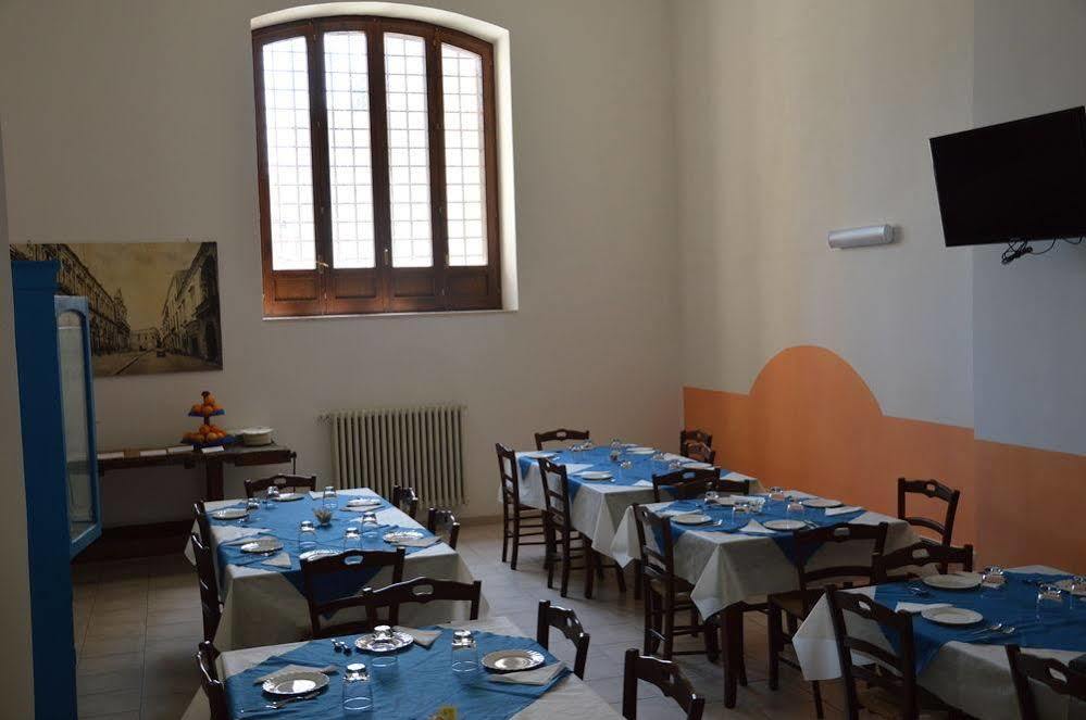 Istituto Antonacci Rooms Lecce Eksteriør billede
